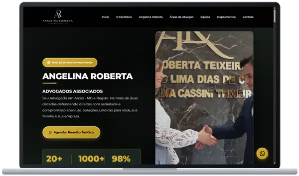 Landing page do escritório Angelina Roberta Advogados aberta em um notebook