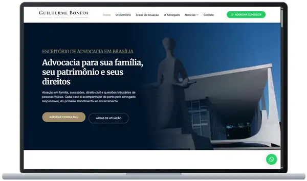 Site Guilherme Bonfim Advocacia aberto em um notebook